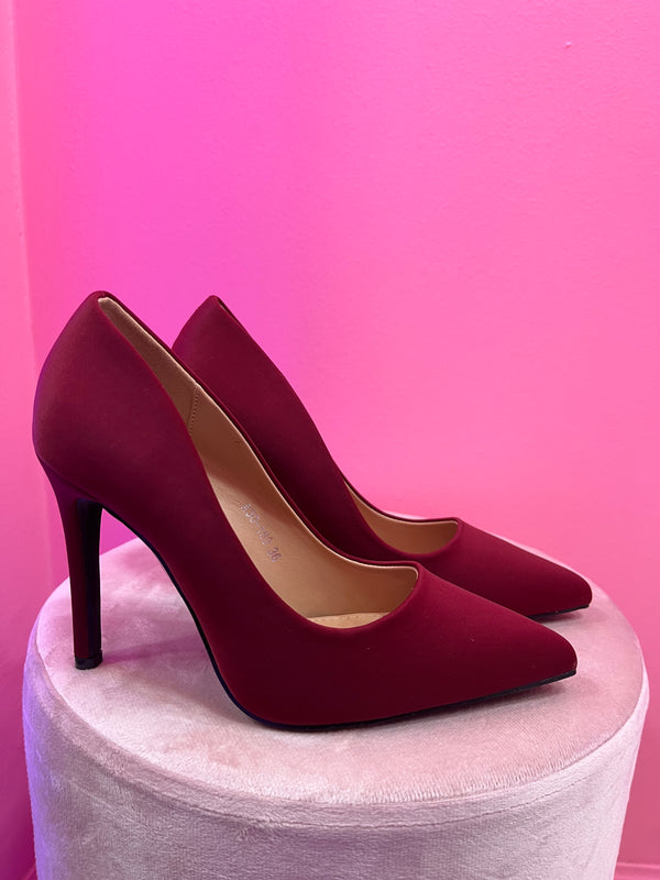 DÉCOLLETÉ BURGUNDY
